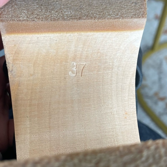 Swedish Hasbeens Vivi Clog Heeled Sandals in Black Leather - Picture 3 of 8